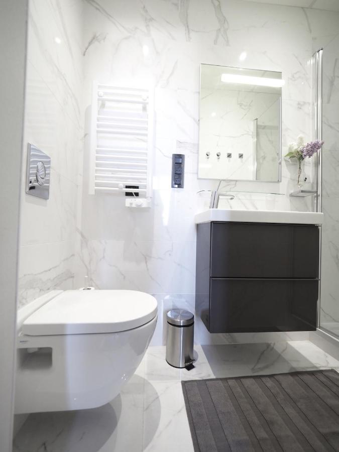 Superbe Appartement Independant En Centre Ville Vichy Exteriör bild