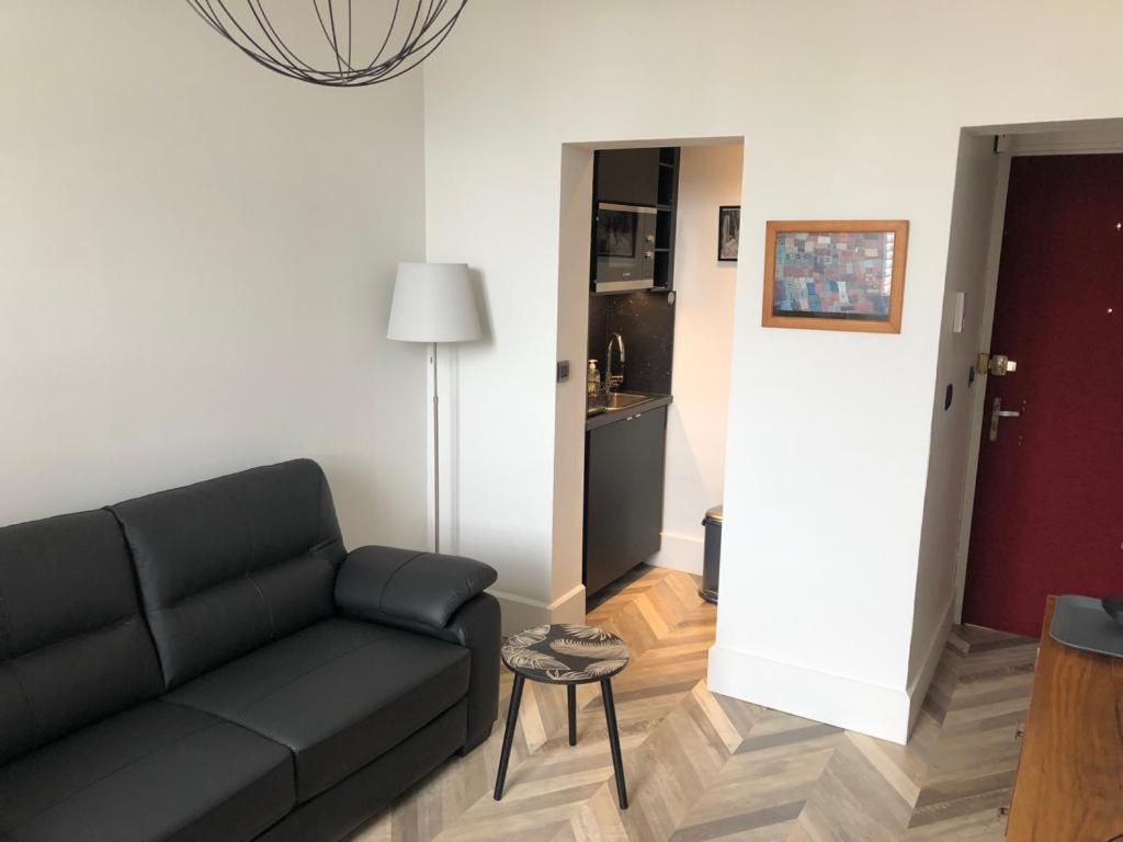 Superbe Appartement Independant En Centre Ville Vichy Exteriör bild