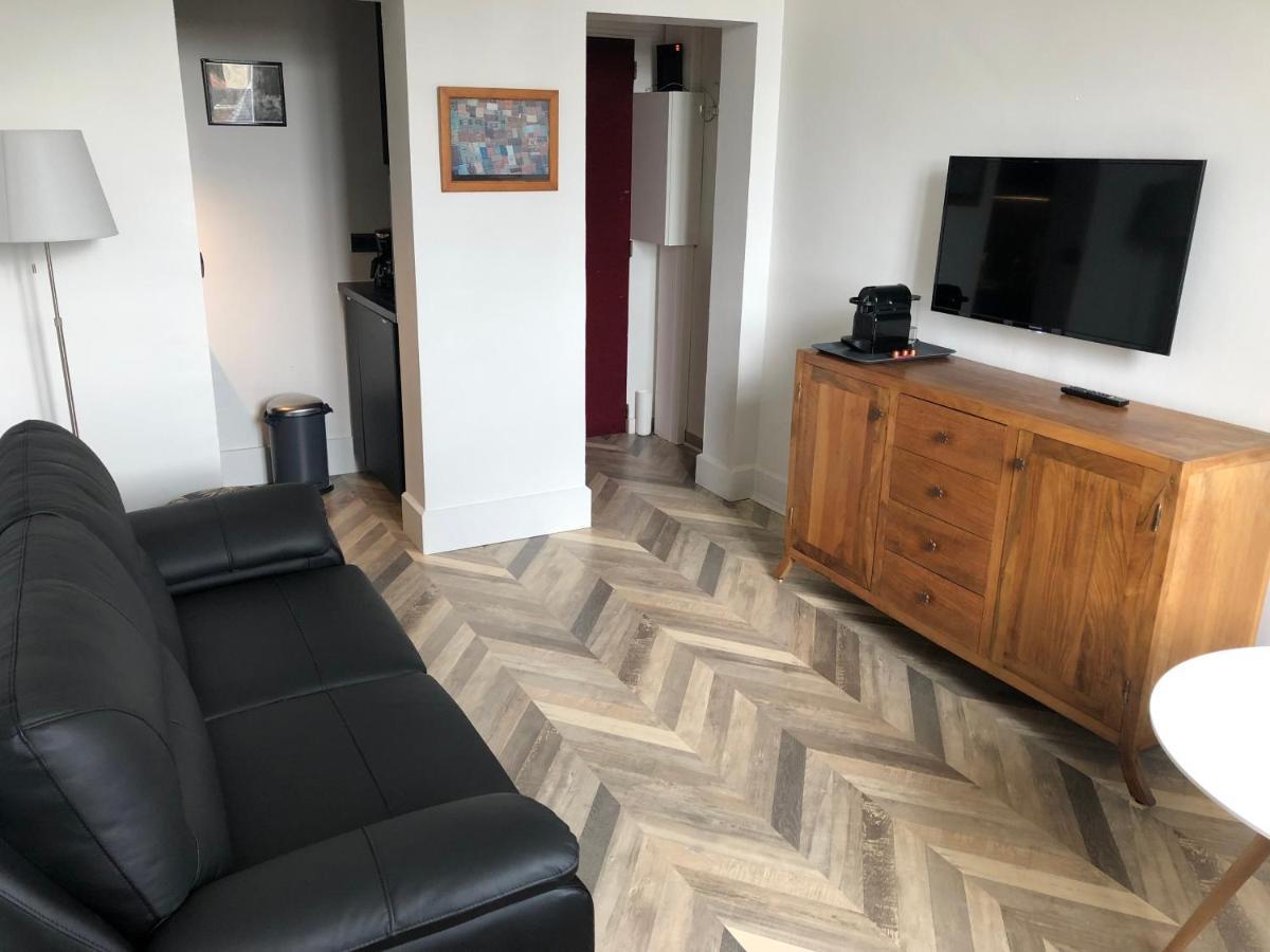 Superbe Appartement Independant En Centre Ville Vichy Exteriör bild